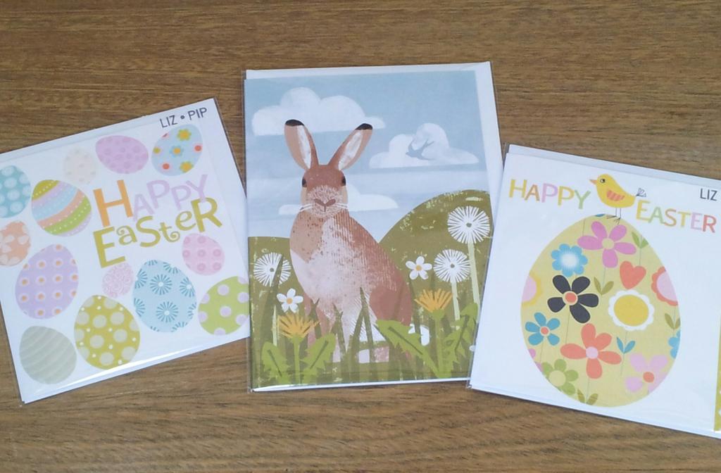 elbagallery's tweet image. @CannySquirrel @GlasgowEtsyTeam  #Easterwindow #springflowers #GETHour