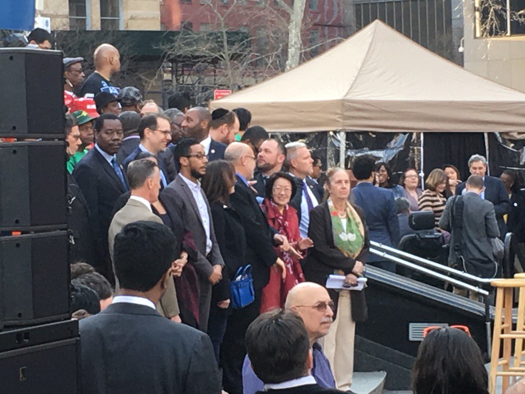 CM_MargaretChin's tweet photo. A gr8 day to thank #affordablenyc advocates 4 their dedication and hard work. Together we can accomplish gr8 things! https://t.co/fUDzmk9Ryt