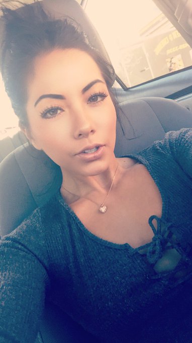 😘😘😘😘 https://t.co/GmSXeykkeG