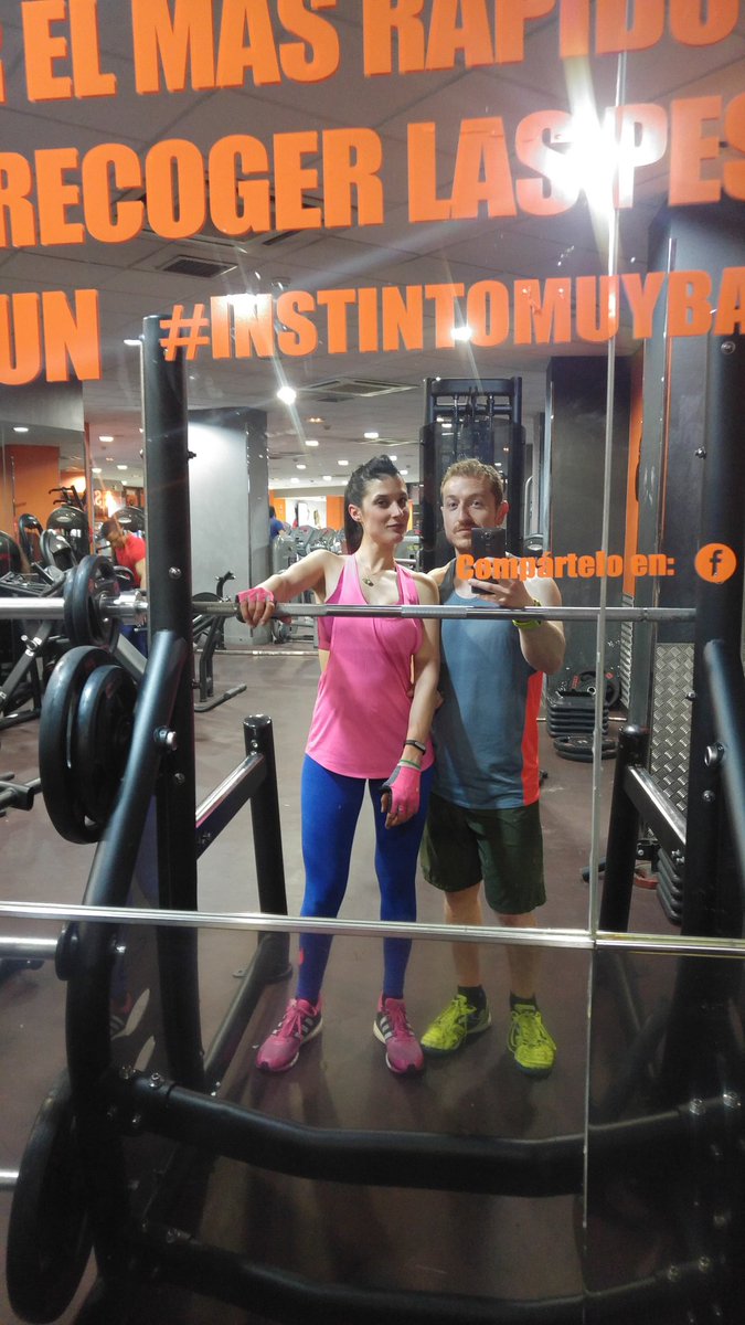 Compartir juntos afición es un #instintomuybasic <a href="/LauritaDuna/">Laurita</a> #basicfit