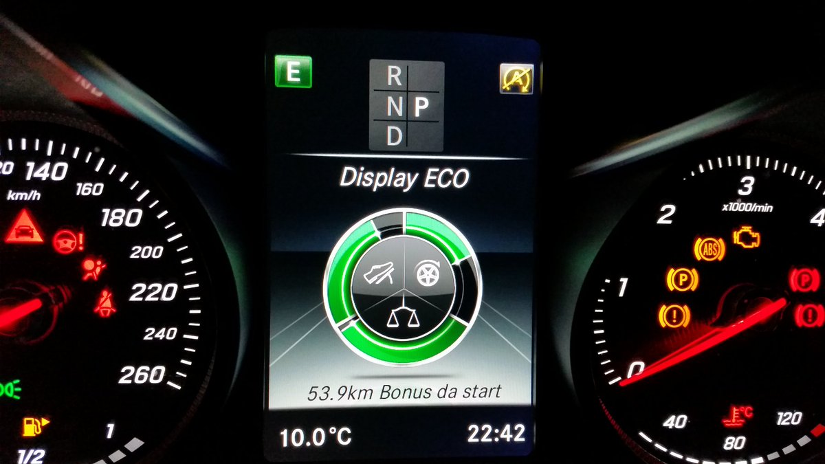 ClaudioDriver's tweet photo. Dopo un viaggio mi sento sufficientemente...ecosoddidfatto. @MercedesBenz_IT Classe C Coupè. #Mercedes #TestC https://t.co/N9rkJcdJuR