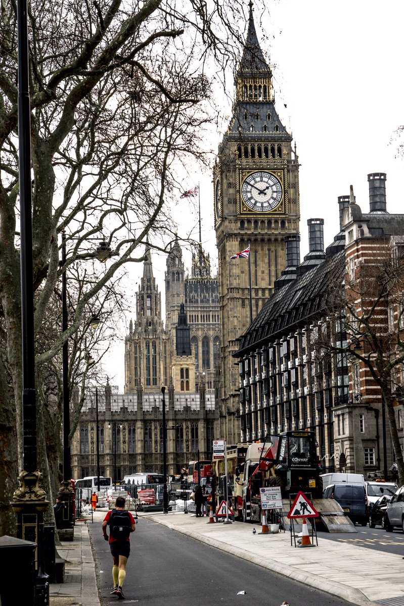 blake_breton's tweet photo. #London #BigBen #Wanderlust https://t.co/KpOqqifJUI