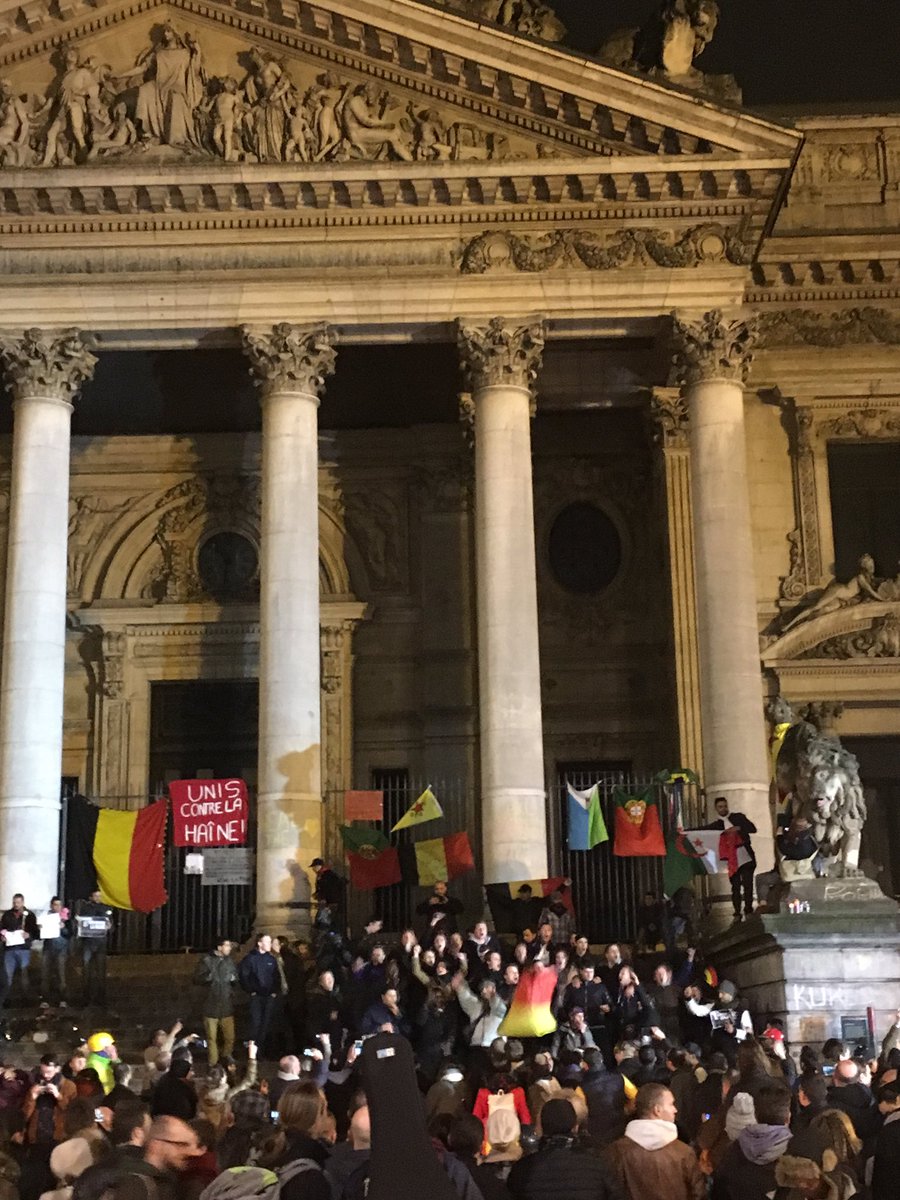 Singing in central #Brussels tonight - Bob Marley's Don't Worry: Everything Is Going To Be Alright #Belgium