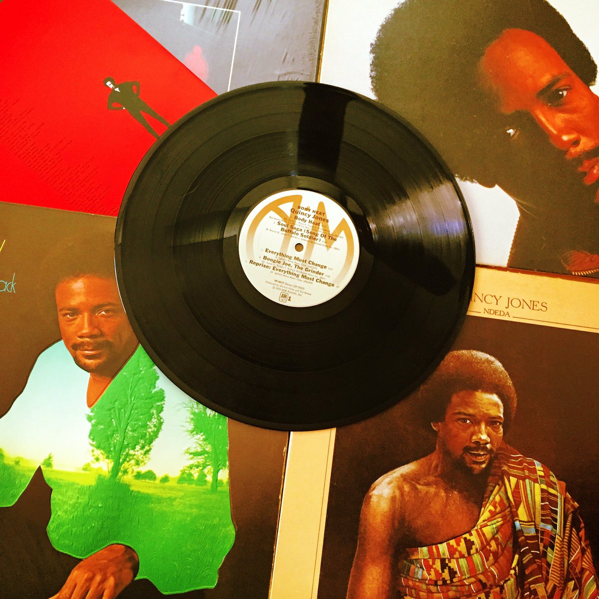beccawonka's tweet photo. Starting a #vinyl collection again ๐๐ถโฎ #QuincyJones #SmackwaterJack #GulaMatari #BodyHeat #Ndeda #walkinginSpace https://t.co/IoD0yde3LD