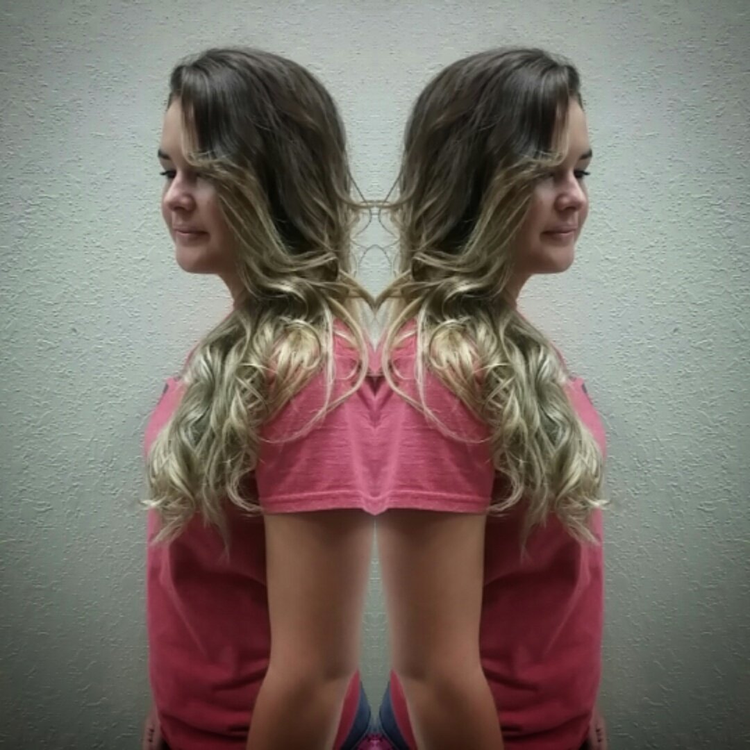 SantaBree's tweet photo. Balayage And root melt I've done https://t.co/Fmq5RfffAD