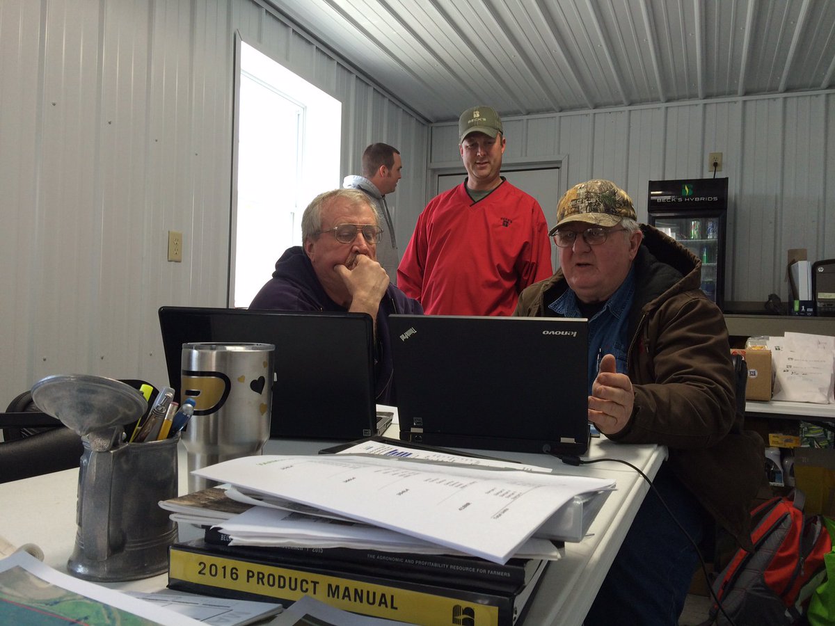 FARM_server's tweet image. Planting prep is stressful, but your Beck's team &amp;amp; Precision Farming Field Advisors are here to help you succeed!