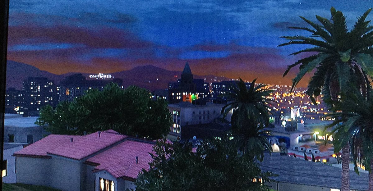 fclinton1988LS's tweet photo. What a beautiful view 🌃 https://t.co/Sn0tsvmky8