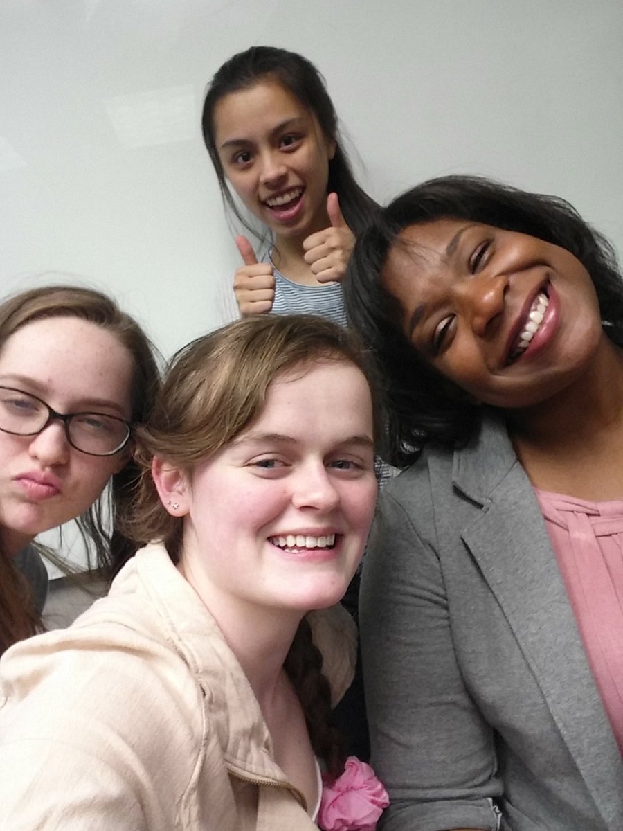 Emma_IStem's tweet photo. Selfie with an engineer @ illinois tool works feat @Nowak_Catherine @BeckyPJacobson so much fun #maker #stemlc #pltw https://t.co/nug9XLtynH