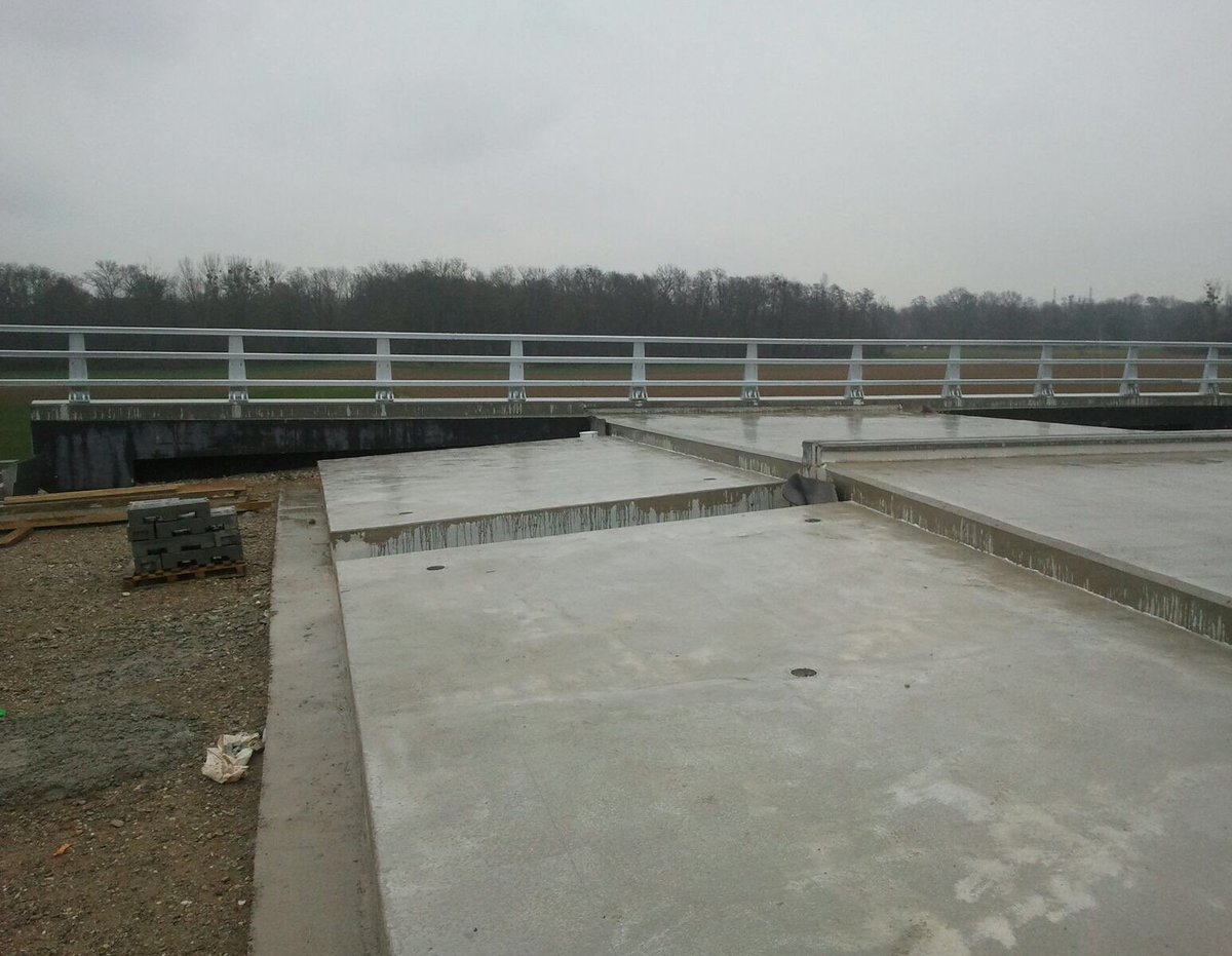 Ahora mismo en Estrasburgo (Francia). Tiempo: lluvioso. Nuestro META13: ha quedado de cine. #AlMalTiempoBuenMeta :)