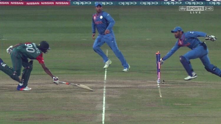 imDhoni_fc's tweet photo. The winning moment #IndvsBan https://t.co/WTJyoRiLOs