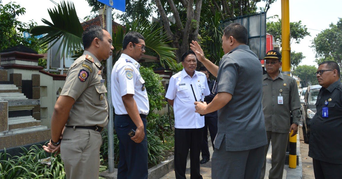 Uji Coba Jalur Baru Ziarah Malik Ibrahim, Terminal Lama Ditutup - ini gresik dlvr.it/KsY1MB  <a href="/KabGresik/">Gresik</a>
