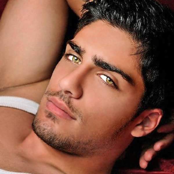 RowIngrf's tweet photo. @GayGuideMexico like you....hmmmm https://t.co/cf1Yg8ooyR