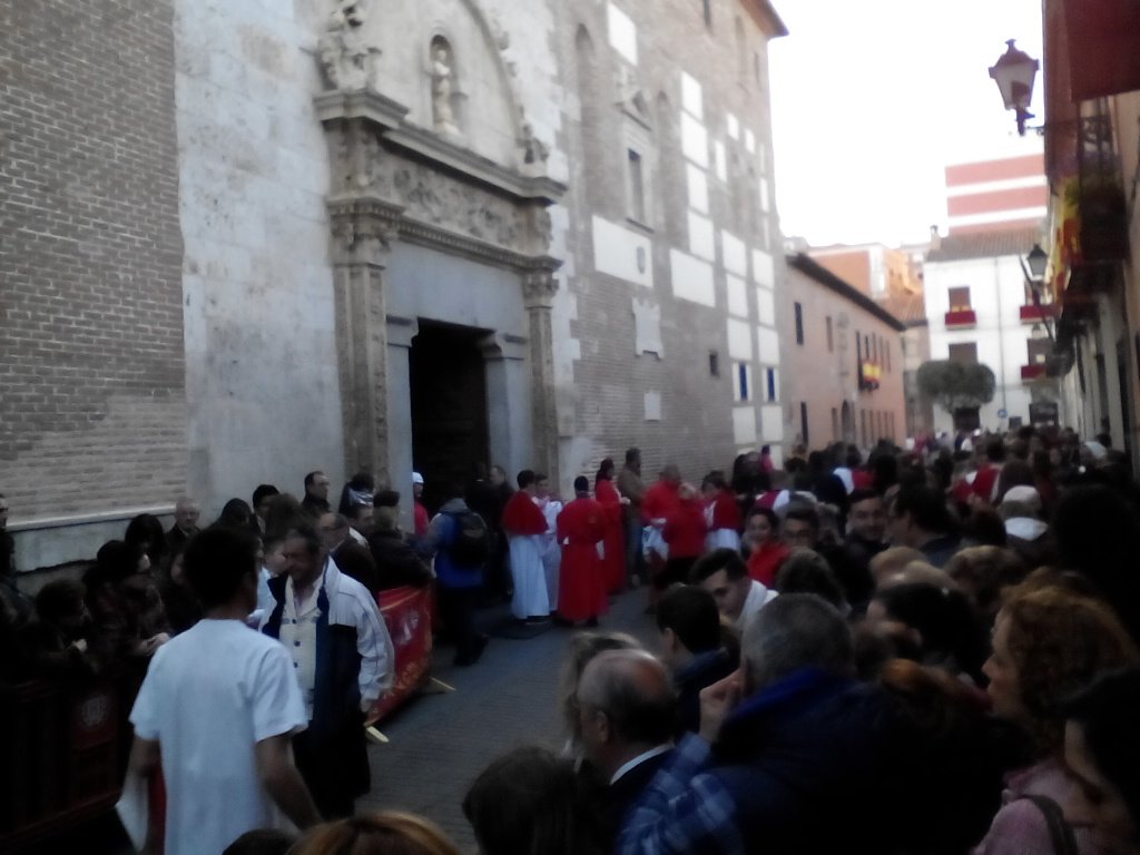 Así se encuentra la Calle Imagen esperando a la salida del Stmo. Cristo Atado a la Columna.