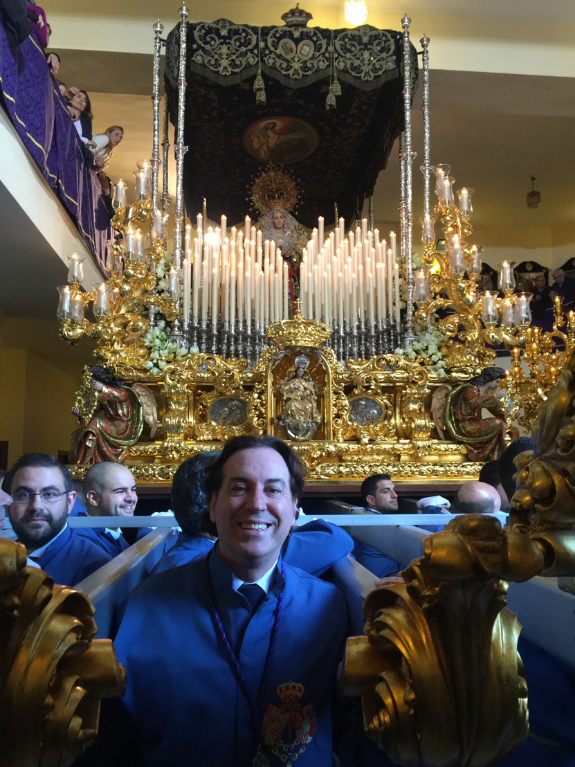 PipiEstrada1's tweet photo. Vamos !! Viva Maria santísima del amor !! https://t.co/7mLCiwrkYc