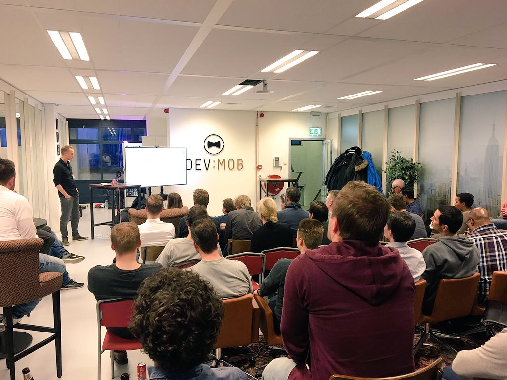 BOLTANDCOMPANY's tweet photo. #CodeCannoli #DevMob kick-off by @yoshzz about #Docker https://t.co/DCRfAkDyhJ