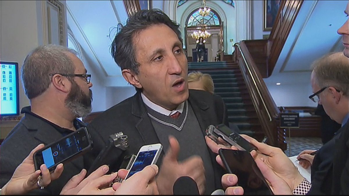 "Parti qui a obtenu fin. illégal possiblement autour 20M$ ça s'appelle un parti pourri"- <a href="/amirkhadir/">Amir Khadir</a> sur #PLQ #polqc