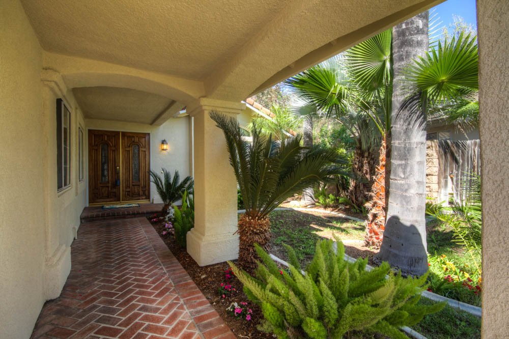 Richardson_Team's tweet photo. Take a virtual tour of our new listing in #Temecula Chardonnay Hills! https://t.co/07Abg3FAk7 https://t.co/Gml509Hg5s