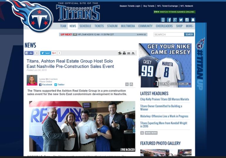 gatelessdotcom's tweet photo. Gary Ashton and his team with the Tennessee #Titans #PXRainmaker @garyashton https://t.co/5p9oEZ7LNI