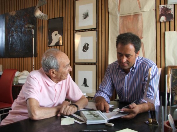 damicodesign's tweet photo. Franco D'Amico e Dino Gavina #damicoarredamenti #dinogavina #madeintaly https://t.co/AwXFOEhzTk