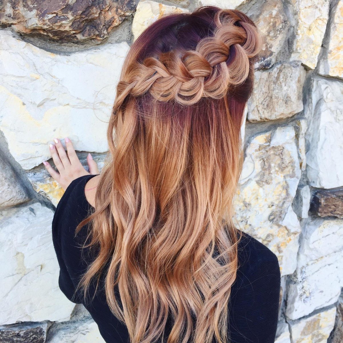 DeckSalon's tweet photo. Spring colormelt into Rose Gold. Book your Spring Cut or Color to shed the winter. https://t.co/YTTtDFeslz https://t.co/LhoaEfsyud