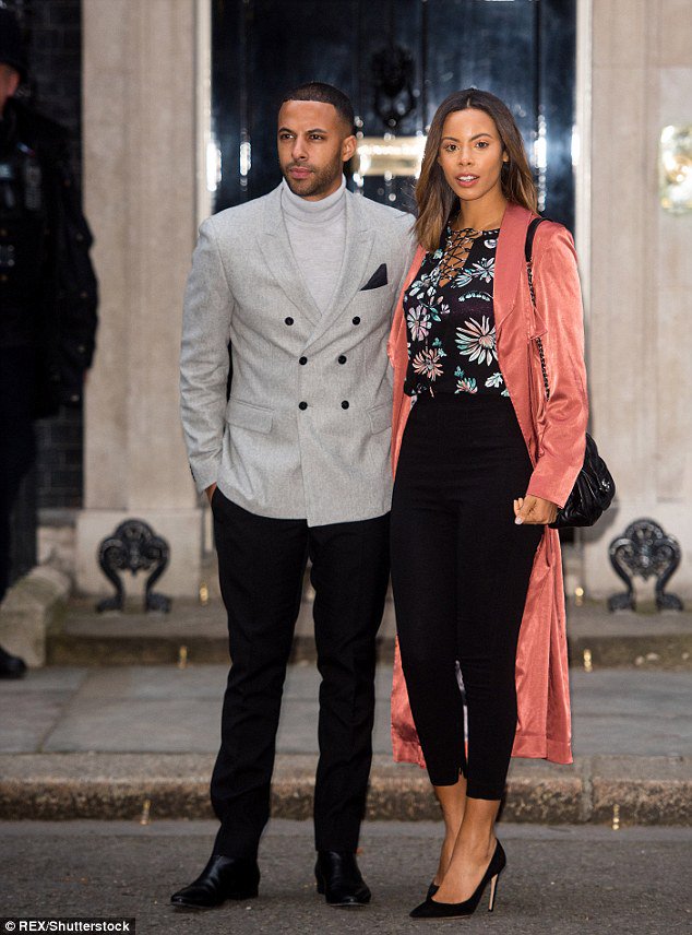 sats_style's tweet photo. Shop @RochelleHumes' exact BLOUSE here: https://t.co/TVqaMcHkph @verynetwork #RochelleHumes #TheSaturdays https://t.co/A7qTthPim7