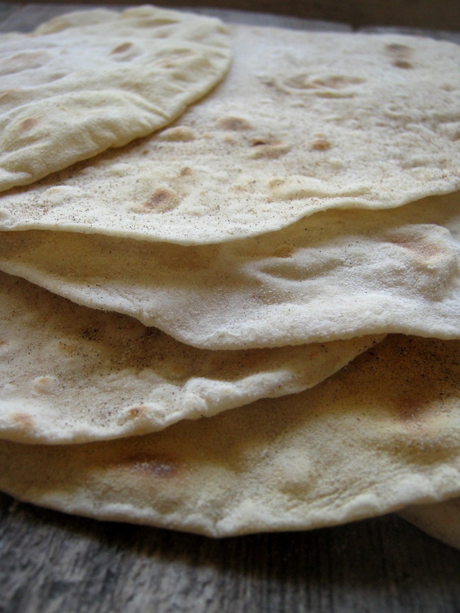 Julias_Cuisine's tweet photo. Planning on making #Indianfood soon?  Give these chapatis a try, they are great!  #breadzone #foodie #breadmaking https://t.co/lCZi5Nftrm
