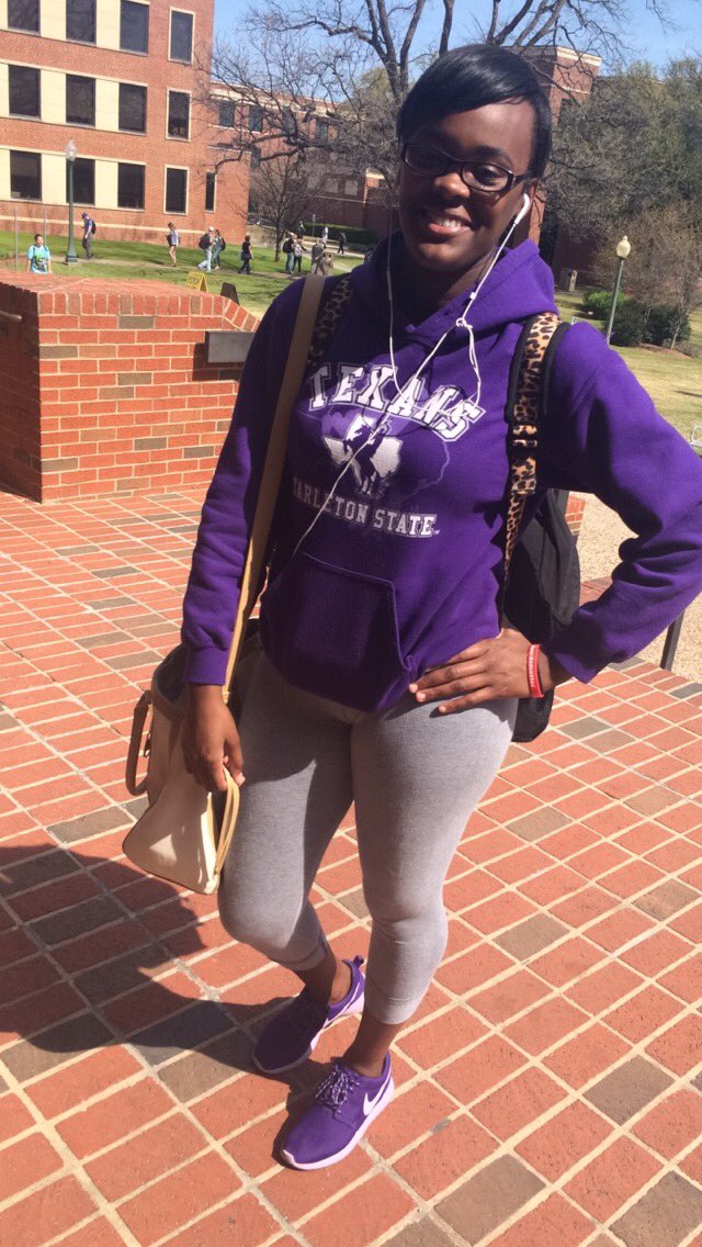 LathesTowns's tweet photo. Thank you Texans &amp; Texans for wearing your UNIVERSITY LETTERs!! #TarletonTradition #TarletonIntegrity https://t.co/4vCNXq2eEh