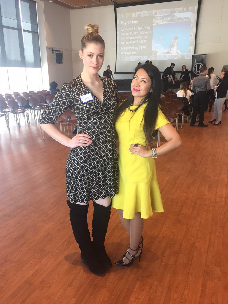 20YS's tweet photo. Dear @erin_chappy! I believe you clearly belong to the #fashion #industry! #DVF wrap dress perfect @uopra! #YFSN2016 https://t.co/HbbllJWQQK
