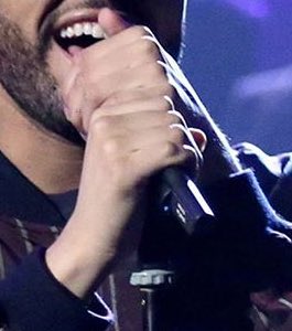 perfectshands's tweet photo. The weeknd https://t.co/rlUMWDmzQX