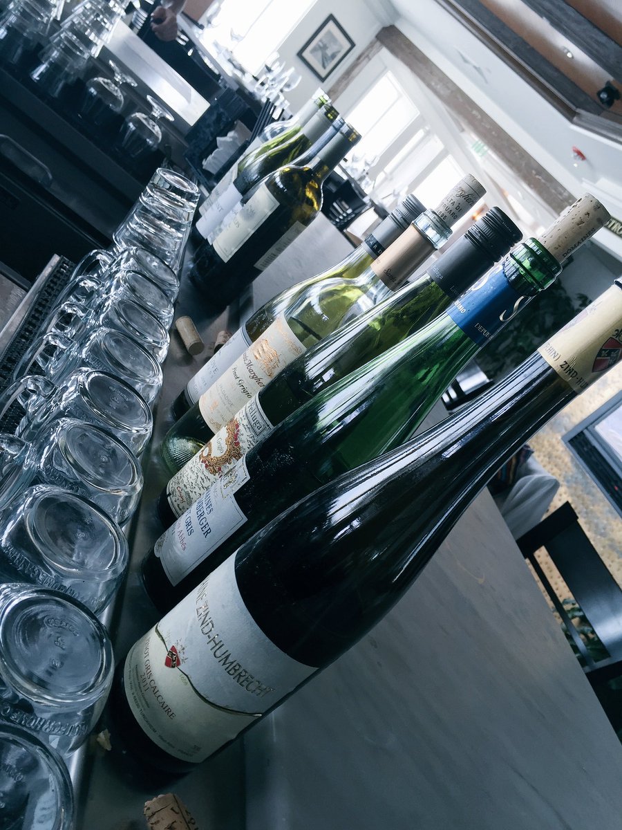 girlandherglass's tweet photo. Rewards of staff tastings astonishment on the diversity of Pinot Grigio/Gris #WineWednesday #surprise https://t.co/5ySpSWuezw