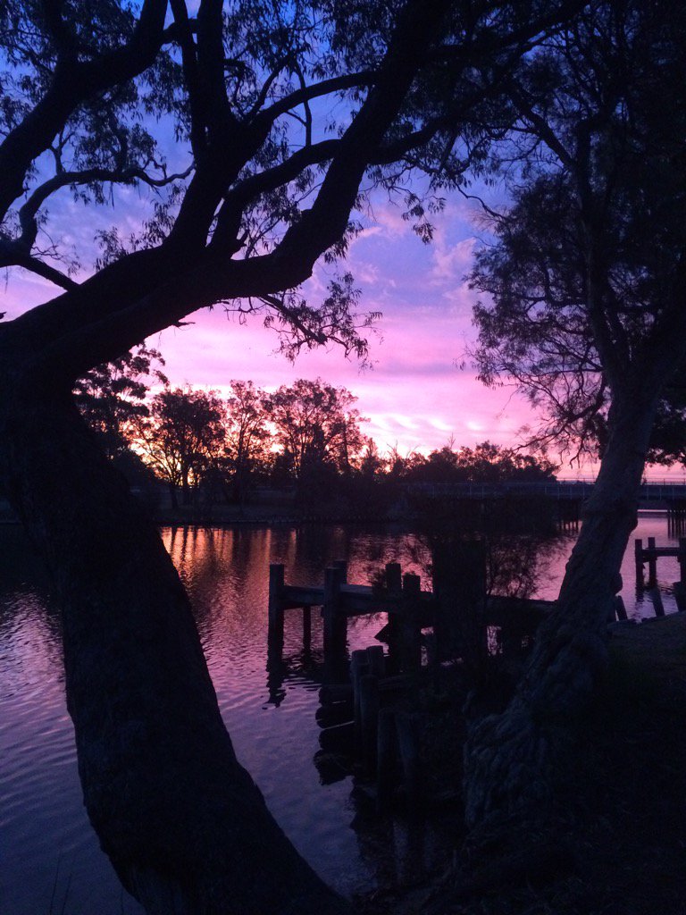 rokrt73's tweet image. 💕Twighlight Paddle💦