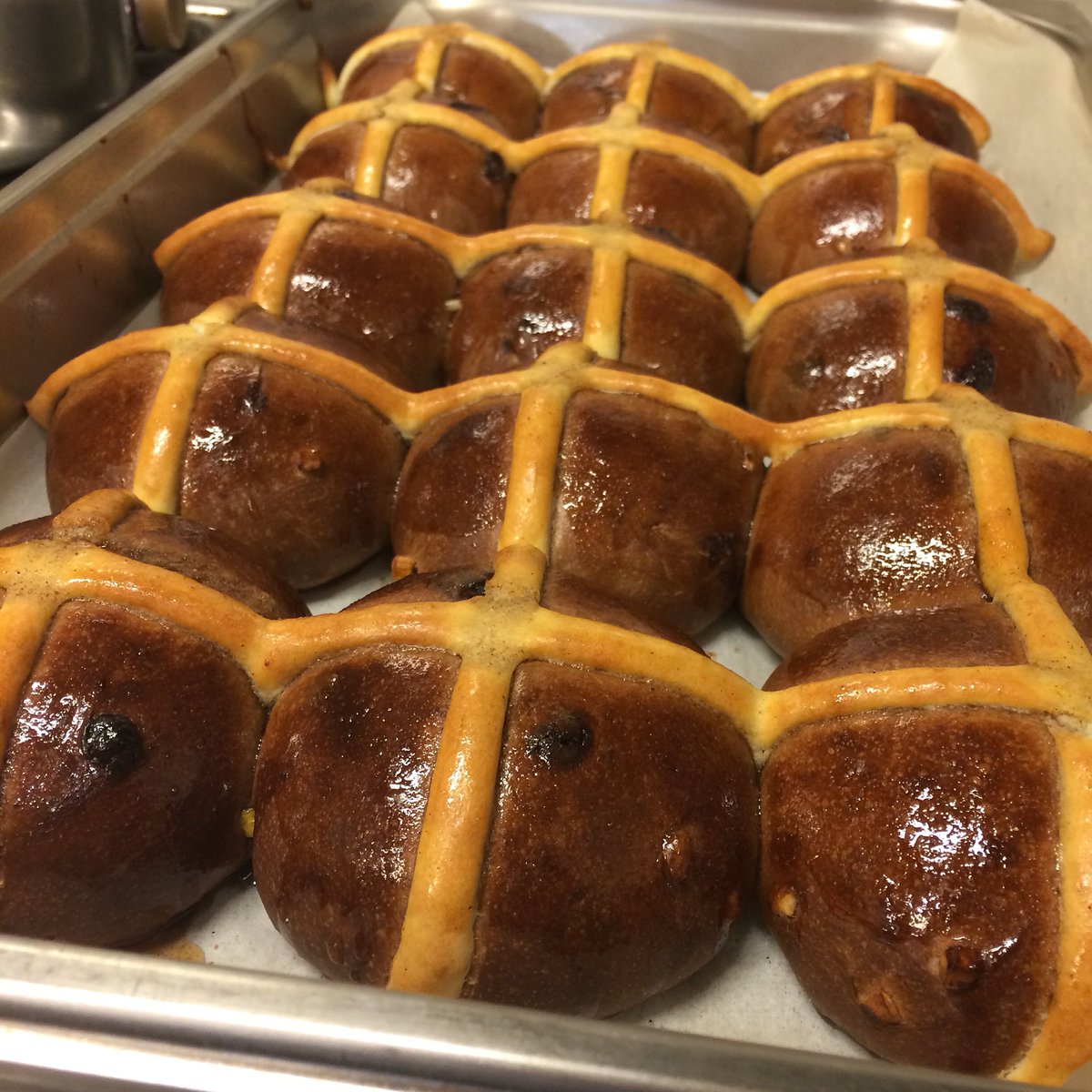 scottabmfc's tweet photo. As I hate raisins I've made chocolate chip and orange hot cross buns 😋 https://t.co/hTDUdmXt39