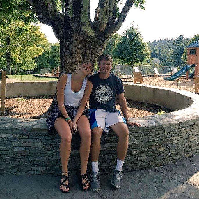 _hannahreimer_'s tweet photo. HBD to this cool kid! @Sam_Reimer_10 hope you're having a great day! Miss you and love you lots ✊🎉 https://t.co/crdgpO1sxV