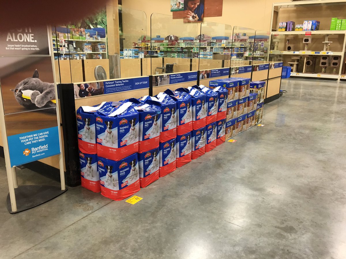 PetSmart 0638 tweet media