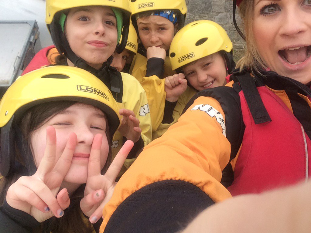 stackpole2016's tweet image. Guillemots on water!!!