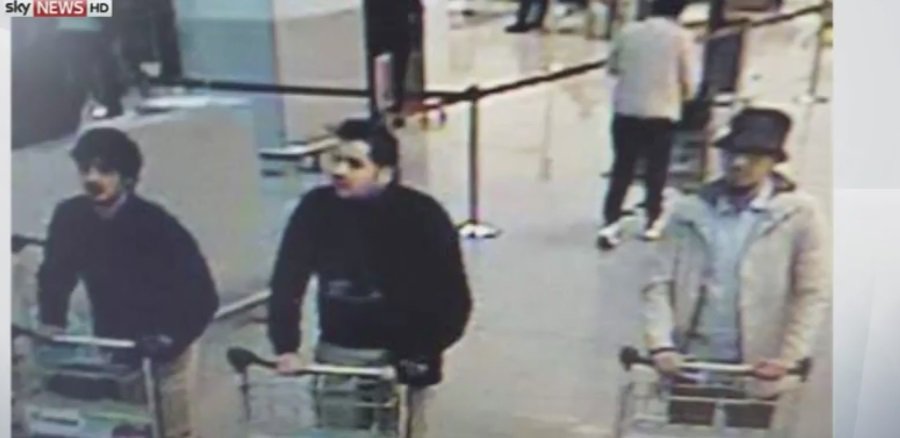 thejournal_ie's tweet image. All three Brussels suicide bombers have now been identified bit.ly/1U7Z7mV