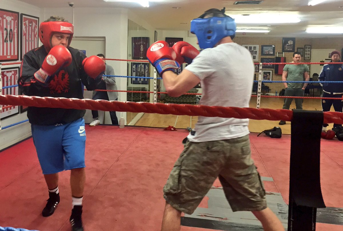 El Hombre Invisible tweet media