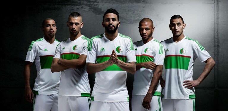 GhoulamFaouzi's tweet photo. Un nouveau maillot mais toujours la même détermination @slimaniislam @BrahimiOfficial @Mahrez22 https://t.co/Nz21aeKQEj