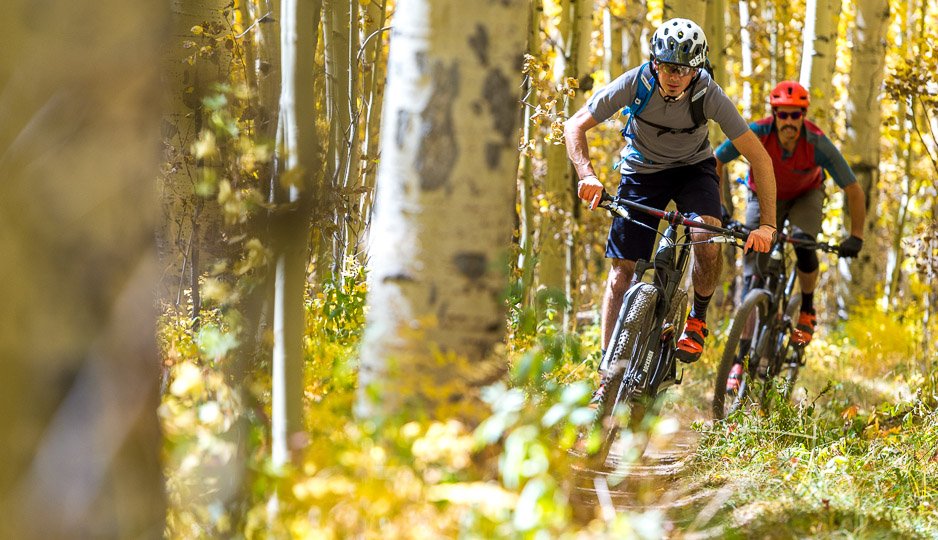 BensCycleMKE's tweet photo. #BensCycle stoked to stock @NinerBikes in shop and at https://t.co/x3tXs27uXY. #OffTheRoad https://t.co/K4Bv590V7y https://t.co/nVFmp43GP9