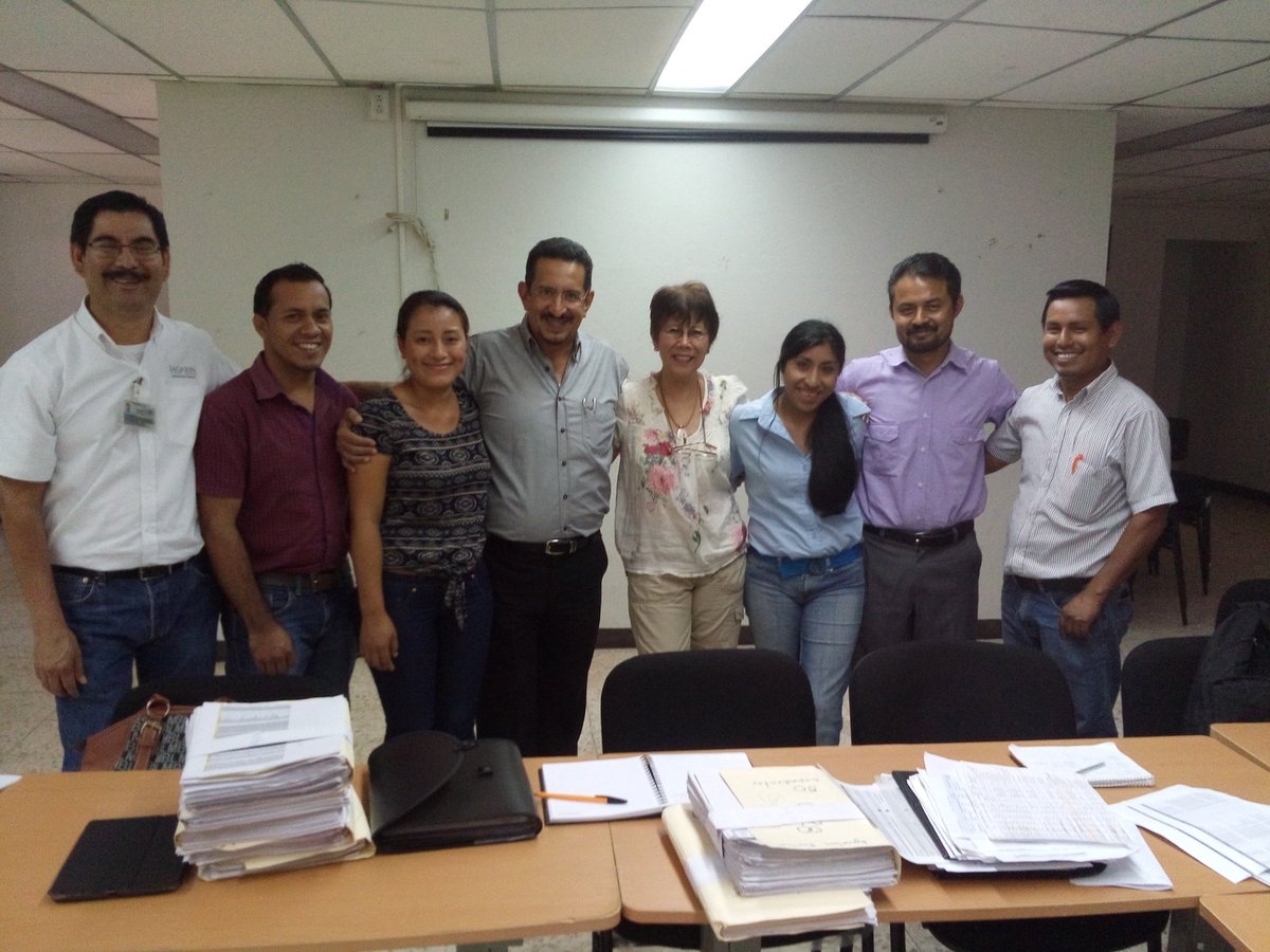 Se revisan solicitudes de productores #Tabasco Prog. Desarrollo Comercial de Agricultura Familiar #DCAF <a href="/Libiarios_M/">Libia Rios</a>