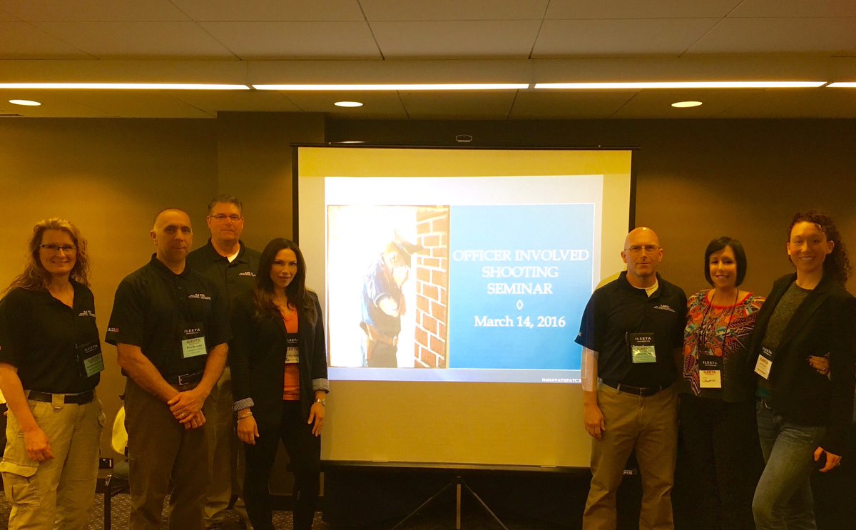 ArmorUpAmerica's tweet photo. Grateful for the @safecallnoworg team representing at #ILEETA2016 ✌️✌✌ https://t.co/WkISutrHj7