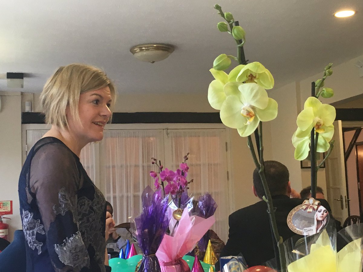 AVERTSolutions's tweet photo. Thanks to Clare Jones of @filmbrightlight for being a great President of BNI Heart of Sussex over the past year. https://t.co/raurZFcmWD