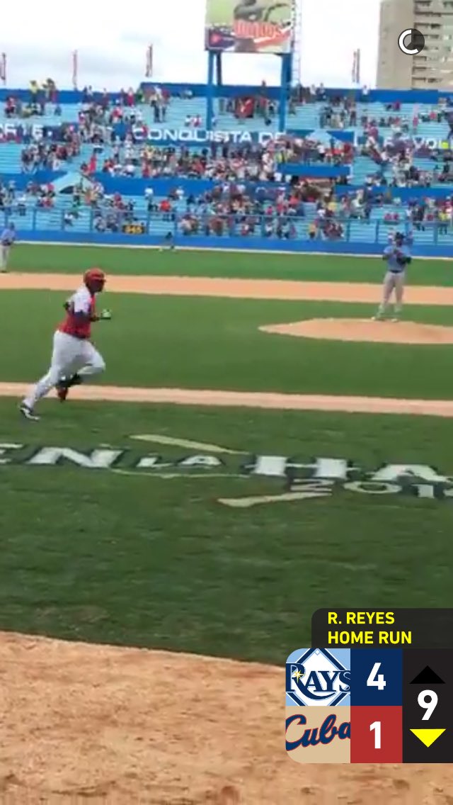 mnetzel_'s tweet photo. Anyone see the snap feed of MLB in Cuba?! #sportsutilizingnewmediums #worldwidemarketing #SRS440 @KIN110UofR https://t.co/zCnEl5125E