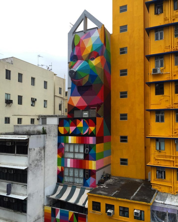 Decompozmag's tweet photo. IT'S HIM AGAIN. @OKUDART'S LAST #MURAL IN #HongKong >> https://t.co/qR9mk1GRVq #streetart #okudasanmiguel #DECOMPOZ https://t.co/sITCddFcFh
