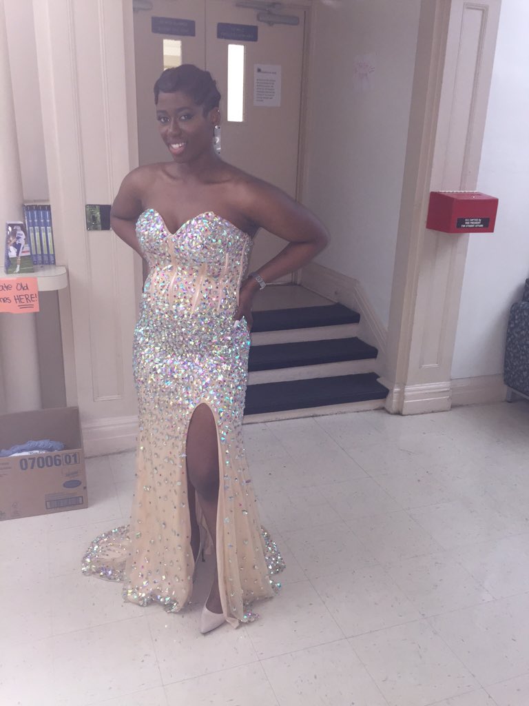 vlexxuis's tweet photo. Y'all thought I was done ? #freshmenball #hamptonu https://t.co/IvJRafXOIq