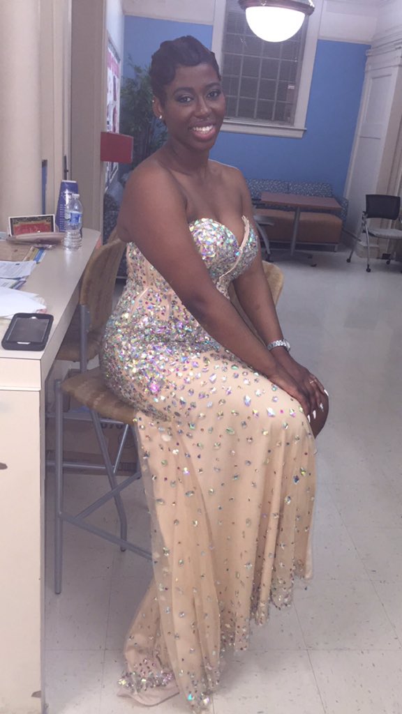vlexxuis's tweet photo. Y'all thought I was done ? #freshmenball #hamptonu https://t.co/IvJRafXOIq