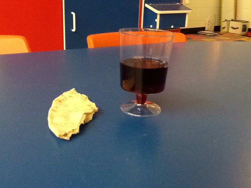 FTEEP's tweet photo. Today we shared the bread and 'wine' (100% grape juice) together just as Jesus did with his 12 disciples. https://t.co/BC0grQZcRH