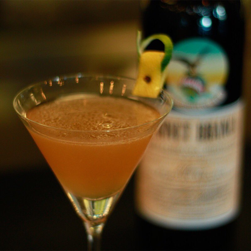 FernetBrancaARG's tweet photo. En @snatchbue podés disfrutar un Mindy, #cocktail, frutal e intenso, diseñado por el #bartender Diego de Lauro. https://t.co/0TGuOEGZsc