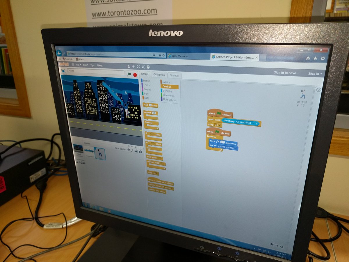 AustralPS's tweet photo. Stage 3 students learning to code a game using @scratch @56Austral @class_56M @FiveSixYay https://t.co/lFPxvwB2mv