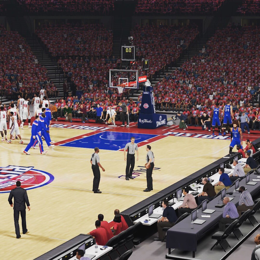 Nba32k's tweet photo. At half and the Pistons lead the Thunder 58-53 https://t.co/aCkDzX5fn1